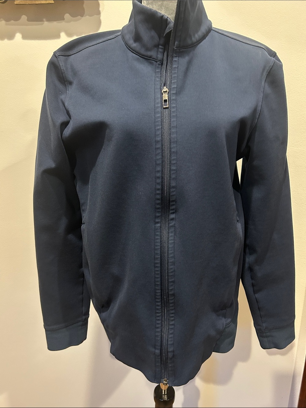 lululemon athletica Men's Lightweight Navy Zip Jacket